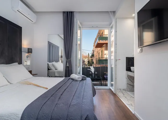 Antares Luxury 2 Maison d'hôtes 3*