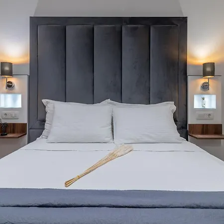 Antares Luxury 2 Сплит