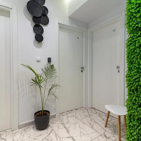 Antares Luxury 2 Сплит