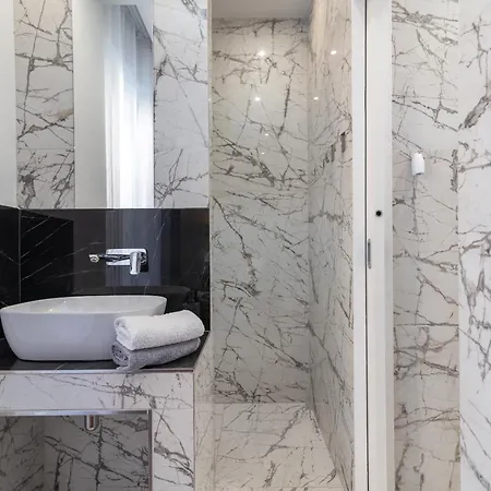 Antares Rooms Split 2 3* Split